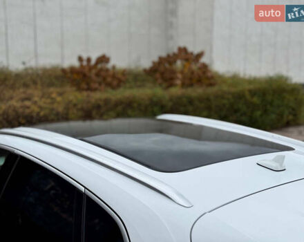 Ауди SQ5 2018 в Киеве на Automoto.ua Белый Ауди SQ5, объемом двигателя 3 л и пробегом 141 тыс. км за 27900 $, фото 31 на Automoto.ua