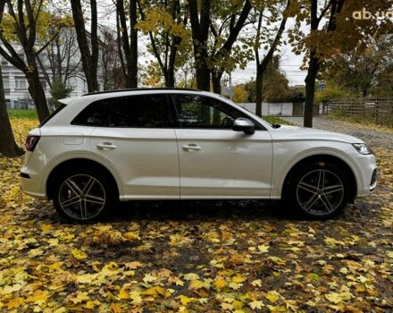Белый Ауди SQ5, объемом двигателя 3 л и пробегом 125 тыс. км за 31440 $, фото 4 на Automoto.ua