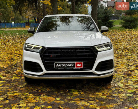 Белый Ауди SQ5, объемом двигателя 3 л и пробегом 125 тыс. км за 31440 $, фото 2 на Automoto.ua