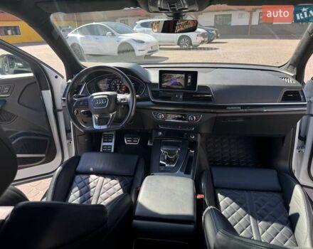 Белый Ауди SQ5, объемом двигателя 3 л и пробегом 71 тыс. км за 38500 $, фото 6 на Automoto.ua