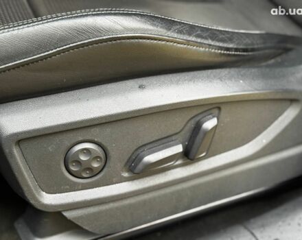 Белый Ауди SQ5, объемом двигателя 3 л и пробегом 125 тыс. км за 31440 $, фото 17 на Automoto.ua