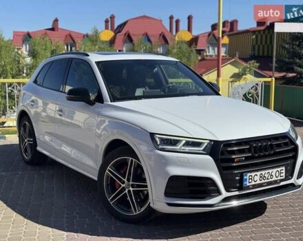 Белый Ауди SQ5, объемом двигателя 3 л и пробегом 71 тыс. км за 38500 $, фото 2 на Automoto.ua