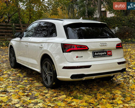 Белый Ауди SQ5, объемом двигателя 3 л и пробегом 125 тыс. км за 31440 $, фото 10 на Automoto.ua