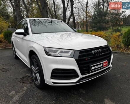 Белый Ауди SQ5, объемом двигателя 3 л и пробегом 125 тыс. км за 39740 $, фото 2 на Automoto.ua