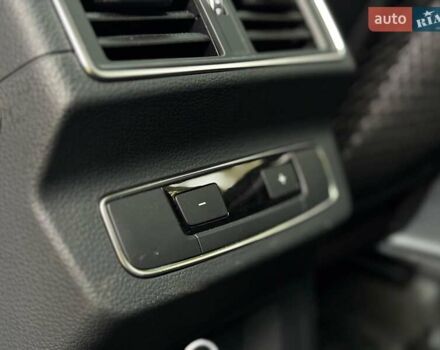 Белый Ауди SQ5, объемом двигателя 3 л и пробегом 125 тыс. км за 31440 $, фото 28 на Automoto.ua