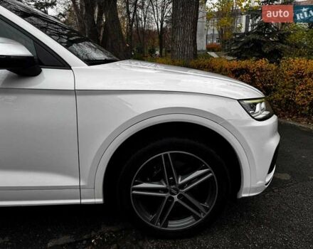 Белый Ауди SQ5, объемом двигателя 3 л и пробегом 125 тыс. км за 39740 $, фото 5 на Automoto.ua