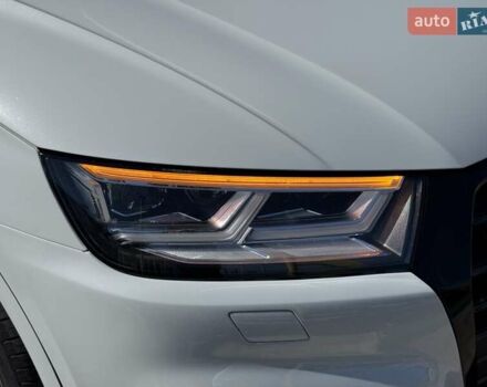 Белый Ауди SQ5, объемом двигателя 3 л и пробегом 71 тыс. км за 38500 $, фото 3 на Automoto.ua