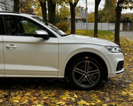 Белый Ауди SQ5, объемом двигателя 3 л и пробегом 125 тыс. км за 31440 $, фото 2 на Automoto.ua