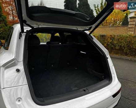 Белый Ауди SQ5, объемом двигателя 3 л и пробегом 125 тыс. км за 39740 $, фото 10 на Automoto.ua