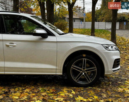 Белый Ауди SQ5, объемом двигателя 3 л и пробегом 125 тыс. км за 31440 $, фото 1 на Automoto.ua