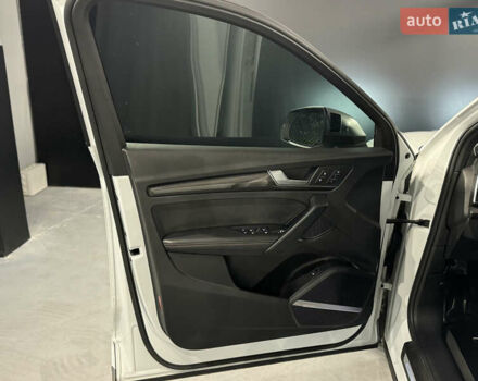 Білий Ауді SQ5, об'ємом двигуна 2.99 л та пробігом 28 тис. км за 44900 $, фото 30 на Automoto.ua