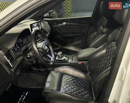 Білий Ауді SQ5, об'ємом двигуна 2.99 л та пробігом 28 тис. км за 44900 $, фото 31 на Automoto.ua