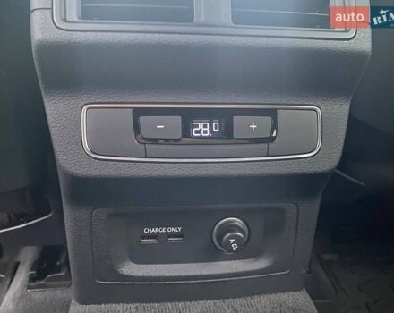 Білий Ауді SQ5, об'ємом двигуна 3 л та пробігом 32 тис. км за 46900 $, фото 16 на Automoto.ua