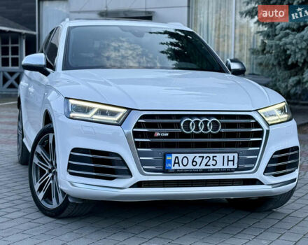 Белый Ауди SQ5, объемом двигателя 3 л и пробегом 170 тыс. км за 25600 $, фото 1 на Automoto.ua
