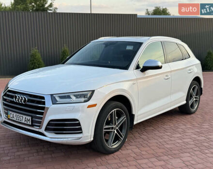 Белый Ауди SQ5, объемом двигателя 3 л и пробегом 77 тыс. км за 33500 $, фото 1 на Automoto.ua