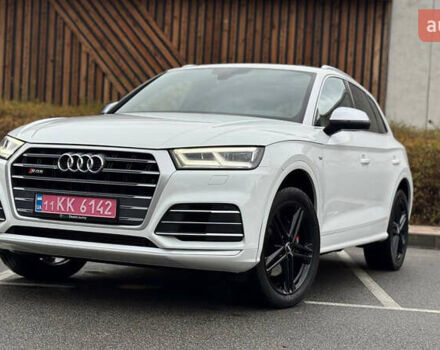 Ауди SQ5 2018 в Киеве на Automoto.ua Белый Ауди SQ5, объемом двигателя 3 л и пробегом 141 тыс. км за 27900 $, фото 1 на Automoto.ua
