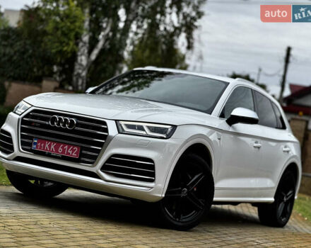 Белый Ауди SQ5, объемом двигателя 3 л и пробегом 140 тыс. км за 29000 $, фото 1 на Automoto.ua