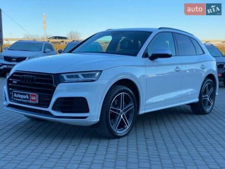 Белый Ауди SQ5, объемом двигателя 3 л и пробегом 125 тыс. км за 28440 $, фото 1 на Automoto.ua