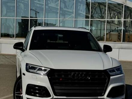 Белый Ауди SQ5, объемом двигателя 3 л и пробегом 135 тыс. км за 38000 $, фото 1 на Automoto.ua