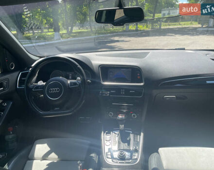 Чорний Ауді SQ5, об'ємом двигуна 3 л та пробігом 211 тис. км за 18200 $, фото 11 на Automoto.ua