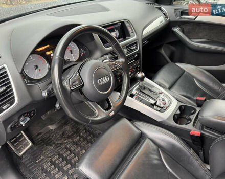 Чорний Ауді SQ5, об'ємом двигуна 2.97 л та пробігом 245 тис. км за 24999 $, фото 24 на Automoto.ua