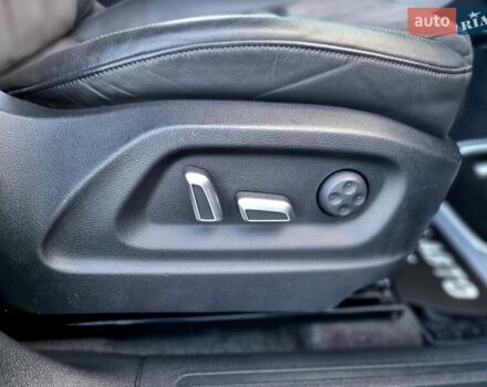 Чорний Ауді SQ5, об'ємом двигуна 3 л та пробігом 127 тис. км за 19500 $, фото 89 на Automoto.ua