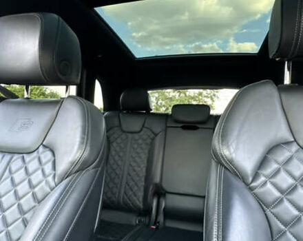 Чорний Ауді SQ5, об'ємом двигуна 3 л та пробігом 110 тис. км за 31700 $, фото 18 на Automoto.ua