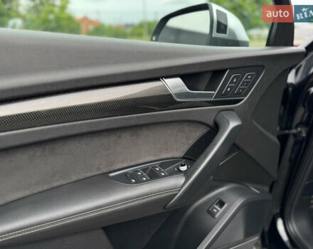 Чорний Ауді SQ5, об'ємом двигуна 3 л та пробігом 177 тис. км за 26490 $, фото 18 на Automoto.ua