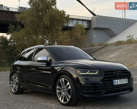 Черный Ауди SQ5, объемом двигателя 3 л и пробегом 130 тыс. км за 33000 $, фото 1 на Automoto.ua