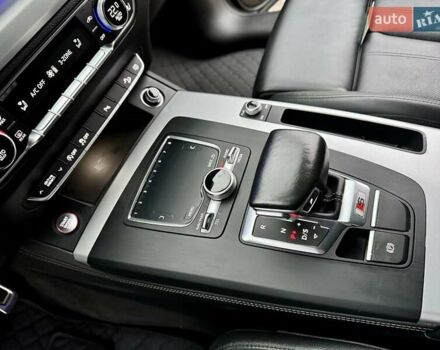 Черный Ауди SQ5, объемом двигателя 3 л и пробегом 127 тыс. км за 33300 $, фото 19 на Automoto.ua