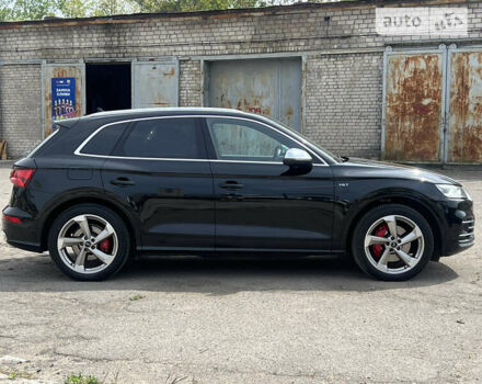 Чорний Ауді SQ5, об'ємом двигуна 3 л та пробігом 193 тис. км за 35999 $, фото 3 на Automoto.ua