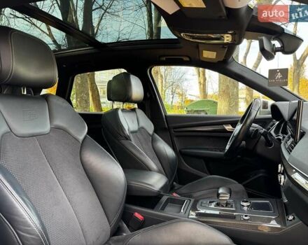 Чорний Ауді SQ5, об'ємом двигуна 3 л та пробігом 155 тис. км за 33690 $, фото 33 на Automoto.ua