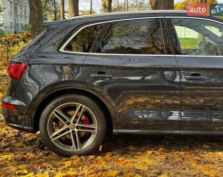 Чорний Ауді SQ5, об'ємом двигуна 3 л та пробігом 155 тис. км за 33690 $, фото 4 на Automoto.ua