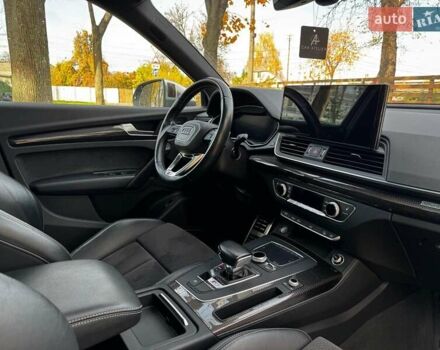 Чорний Ауді SQ5, об'ємом двигуна 3 л та пробігом 155 тис. км за 33690 $, фото 34 на Automoto.ua