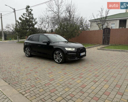 Чорний Ауді SQ5, об'ємом двигуна 3 л та пробігом 77 тис. км за 35000 $, фото 15 на Automoto.ua