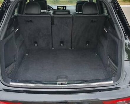 Чорний Ауді SQ5, об'ємом двигуна 3 л та пробігом 113 тис. км за 29600 $, фото 15 на Automoto.ua