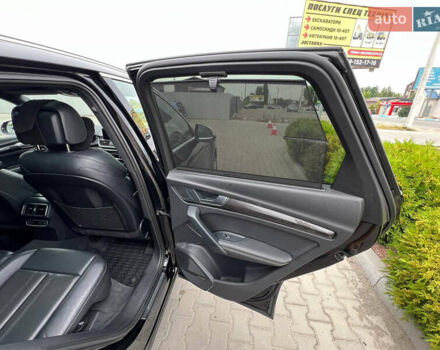 Чорний Ауді SQ5, об'ємом двигуна 3 л та пробігом 80 тис. км за 41000 $, фото 27 на Automoto.ua