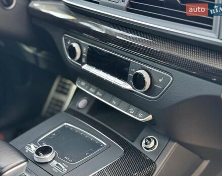 Чорний Ауді SQ5, об'ємом двигуна 3 л та пробігом 155 тис. км за 33690 $, фото 37 на Automoto.ua