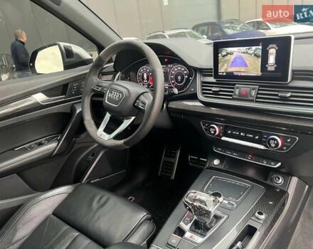 Чорний Ауді SQ5, об'ємом двигуна 3 л та пробігом 153 тис. км за 33990 $, фото 46 на Automoto.ua