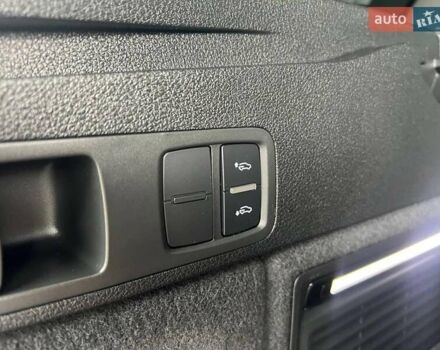 Чорний Ауді SQ5, об'ємом двигуна 3 л та пробігом 153 тис. км за 33990 $, фото 44 на Automoto.ua