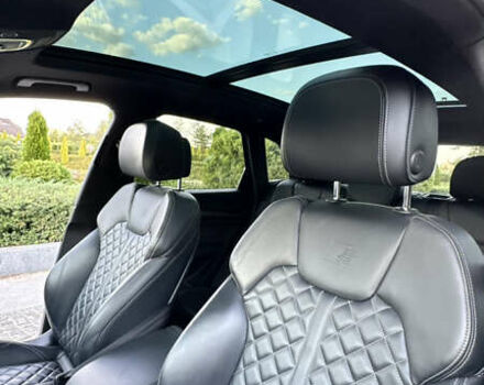 Чорний Ауді SQ5, об'ємом двигуна 3 л та пробігом 110 тис. км за 31700 $, фото 14 на Automoto.ua