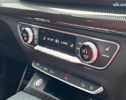 Чорний Ауді SQ5, об'ємом двигуна 3 л та пробігом 99 тис. км за 34940 $, фото 22 на Automoto.ua