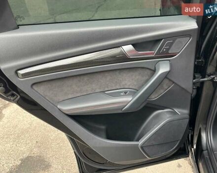 Чорний Ауді SQ5, об'ємом двигуна 3 л та пробігом 99 тис. км за 34940 $, фото 28 на Automoto.ua