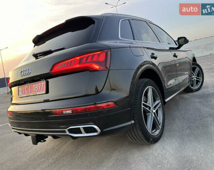 Черный Ауди SQ5, объемом двигателя 3 л и пробегом 88 тыс. км за 28900 $, фото 2 на Automoto.ua