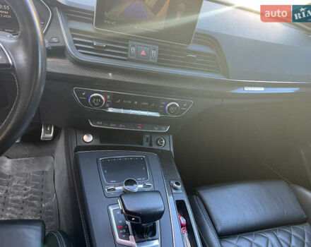 Черный Ауди SQ5, объемом двигателя 3 л и пробегом 95 тыс. км за 33300 $, фото 11 на Automoto.ua