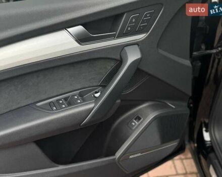 Чорний Ауді SQ5, об'ємом двигуна 3 л та пробігом 169 тис. км за 27500 $, фото 23 на Automoto.ua