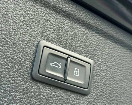 Черный Ауди SQ5, объемом двигателя 3 л и пробегом 98 тыс. км за 38000 $, фото 33 на Automoto.ua