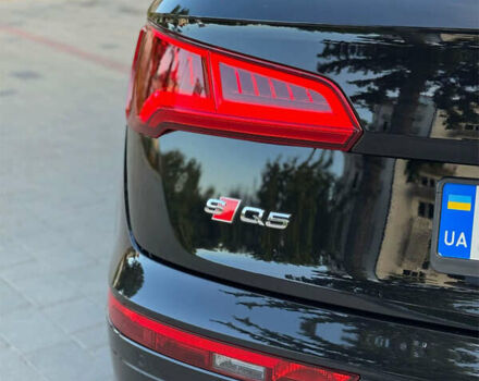 Черный Ауди SQ5, объемом двигателя 3 л и пробегом 98 тыс. км за 38000 $, фото 5 на Automoto.ua