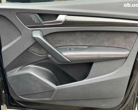 Чорний Ауді SQ5, об'ємом двигуна 3 л та пробігом 99 тис. км за 34940 $, фото 24 на Automoto.ua