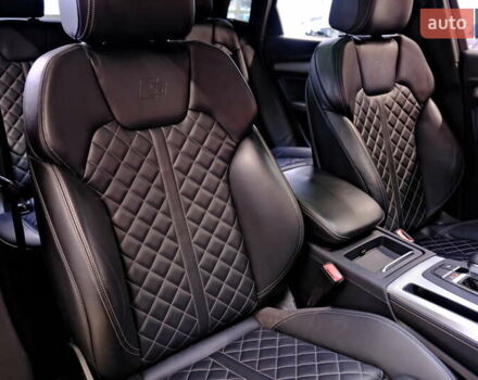 Чорний Ауді SQ5, об'ємом двигуна 3 л та пробігом 83 тис. км за 31900 $, фото 50 на Automoto.ua